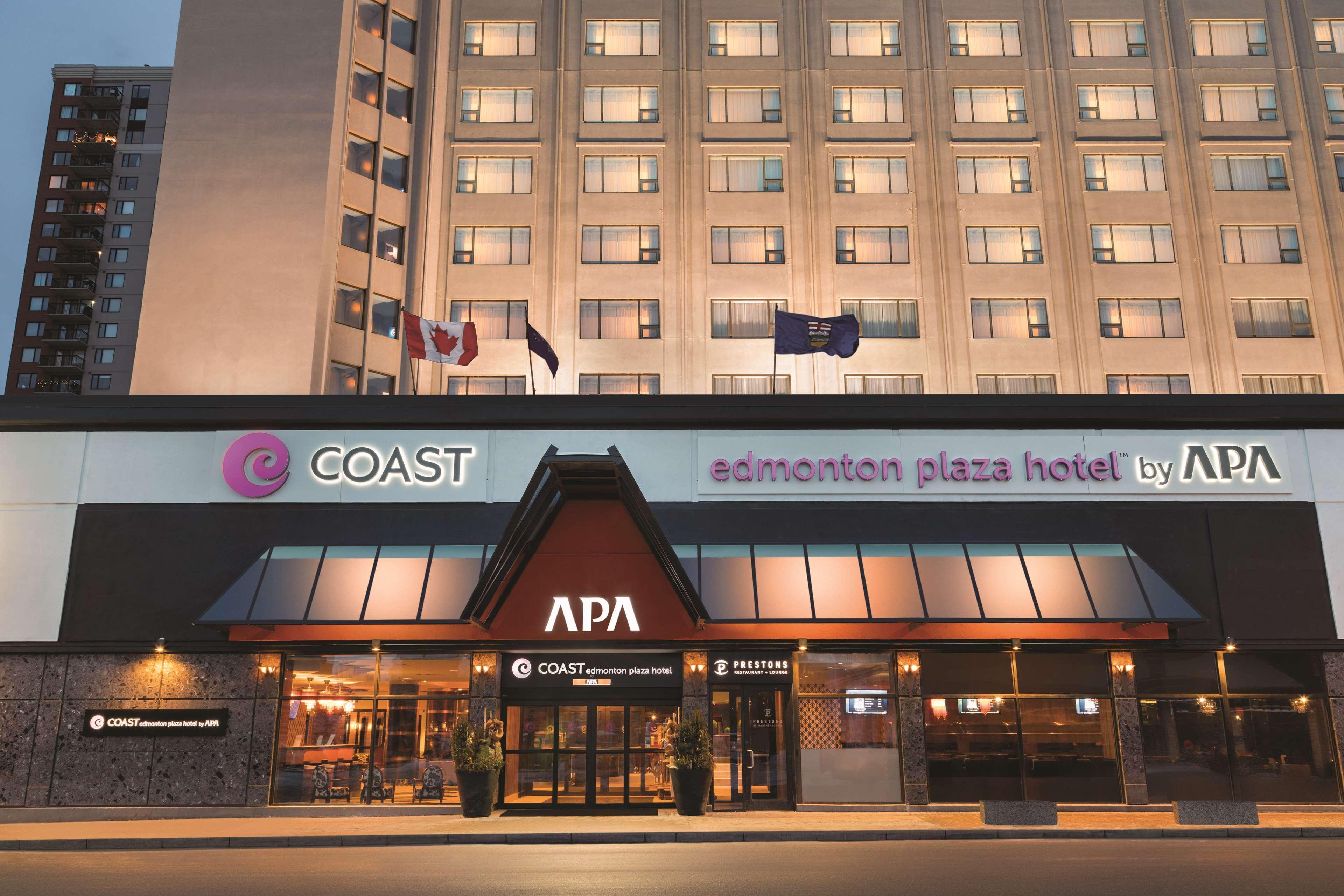Coast Edmonton Plaza Hotel By Apa Dış mekan fotoğraf