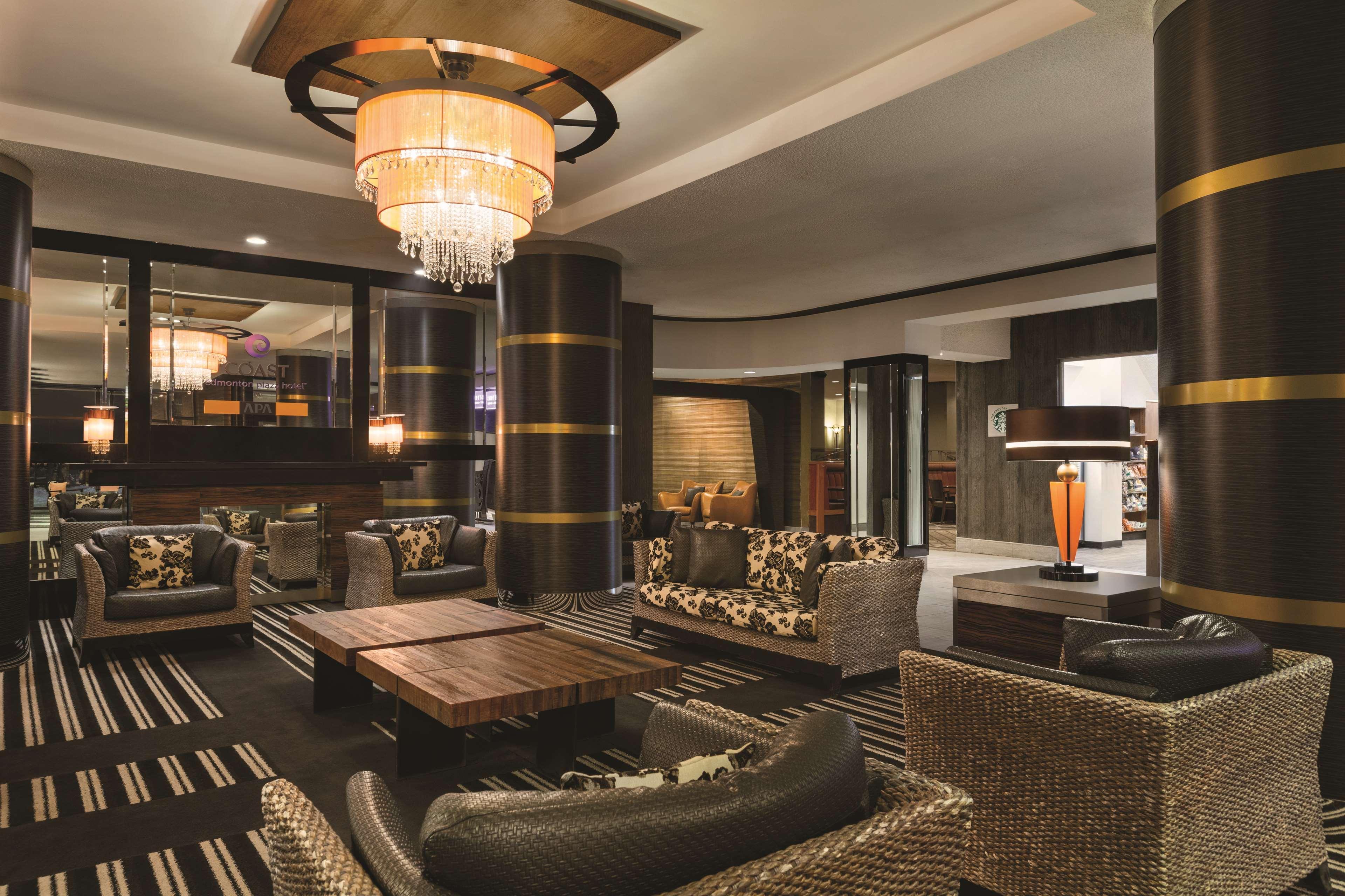 Coast Edmonton Plaza Hotel By Apa Dış mekan fotoğraf