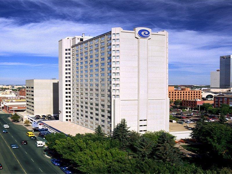Coast Edmonton Plaza Hotel By Apa Dış mekan fotoğraf